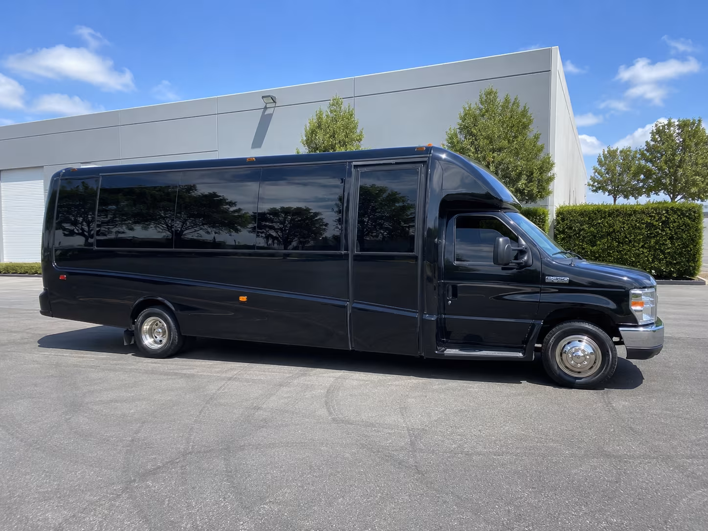 affordable clovis prom party bus prices split across your group